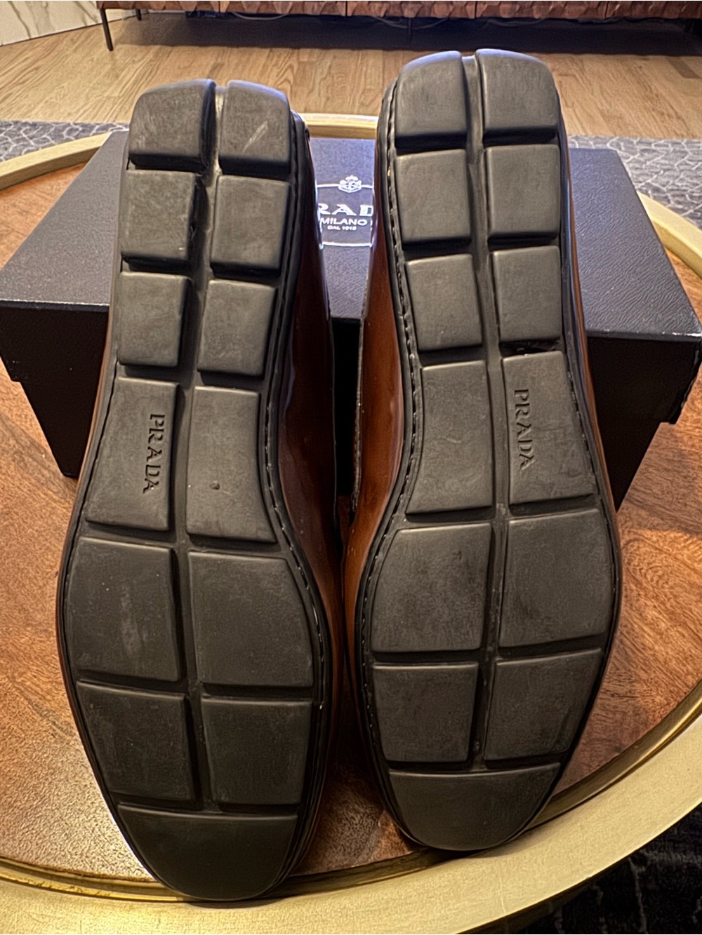 Men’s Prada two tone drivers. - Picture 3 of 5
